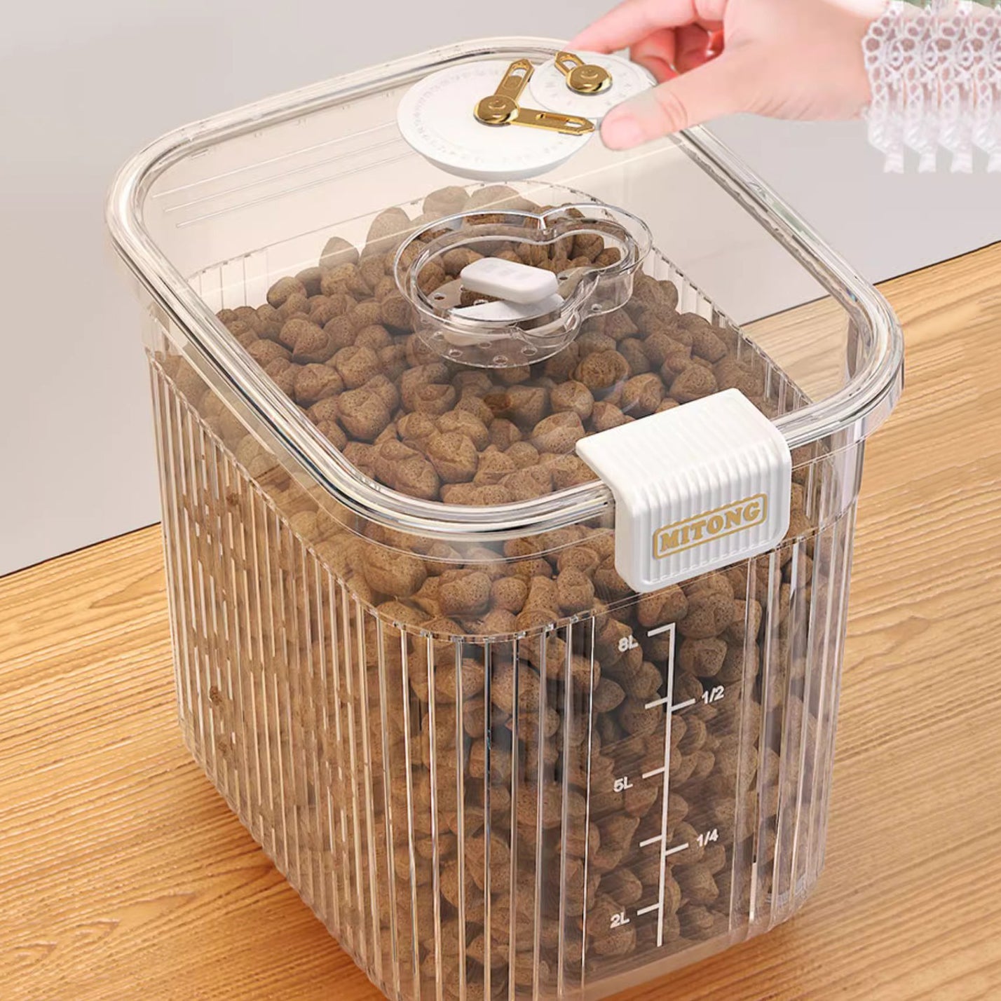 Pet Food Sealed Storage Barrel