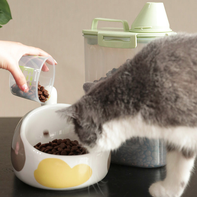 Pet Food Storage Box With Measuring Cup